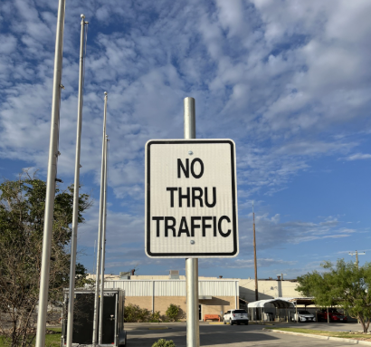 No Thru Traffic